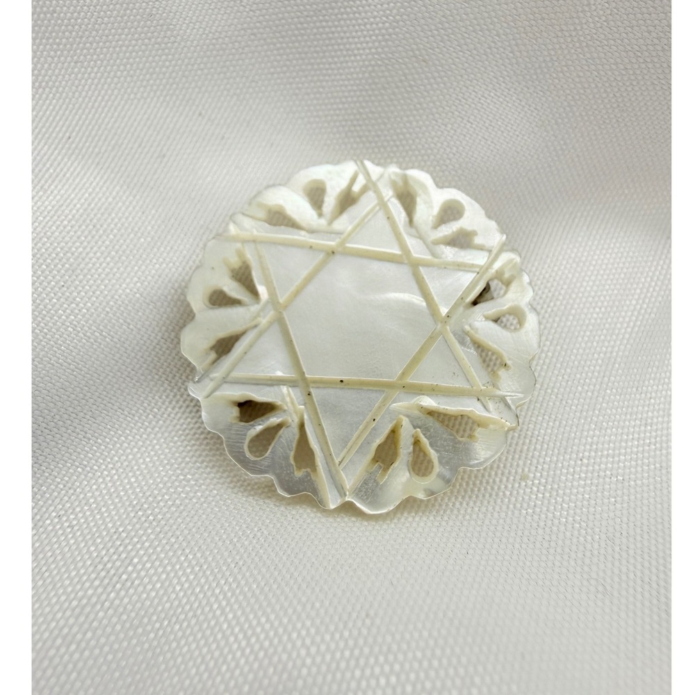 Vintage Hand Carvedβ Mother of Pearl Star of David Shell Brooch Pin White Gift